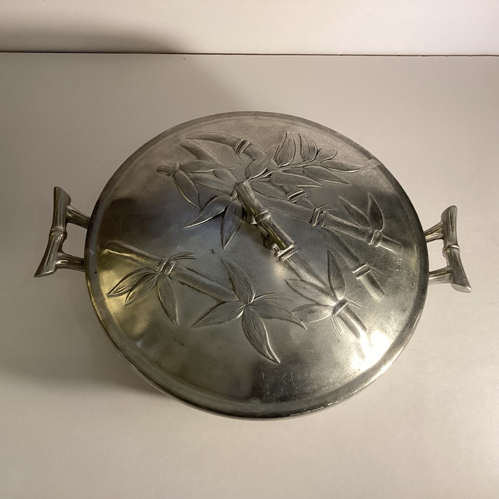 Everlast hand forged aluminum covered server.